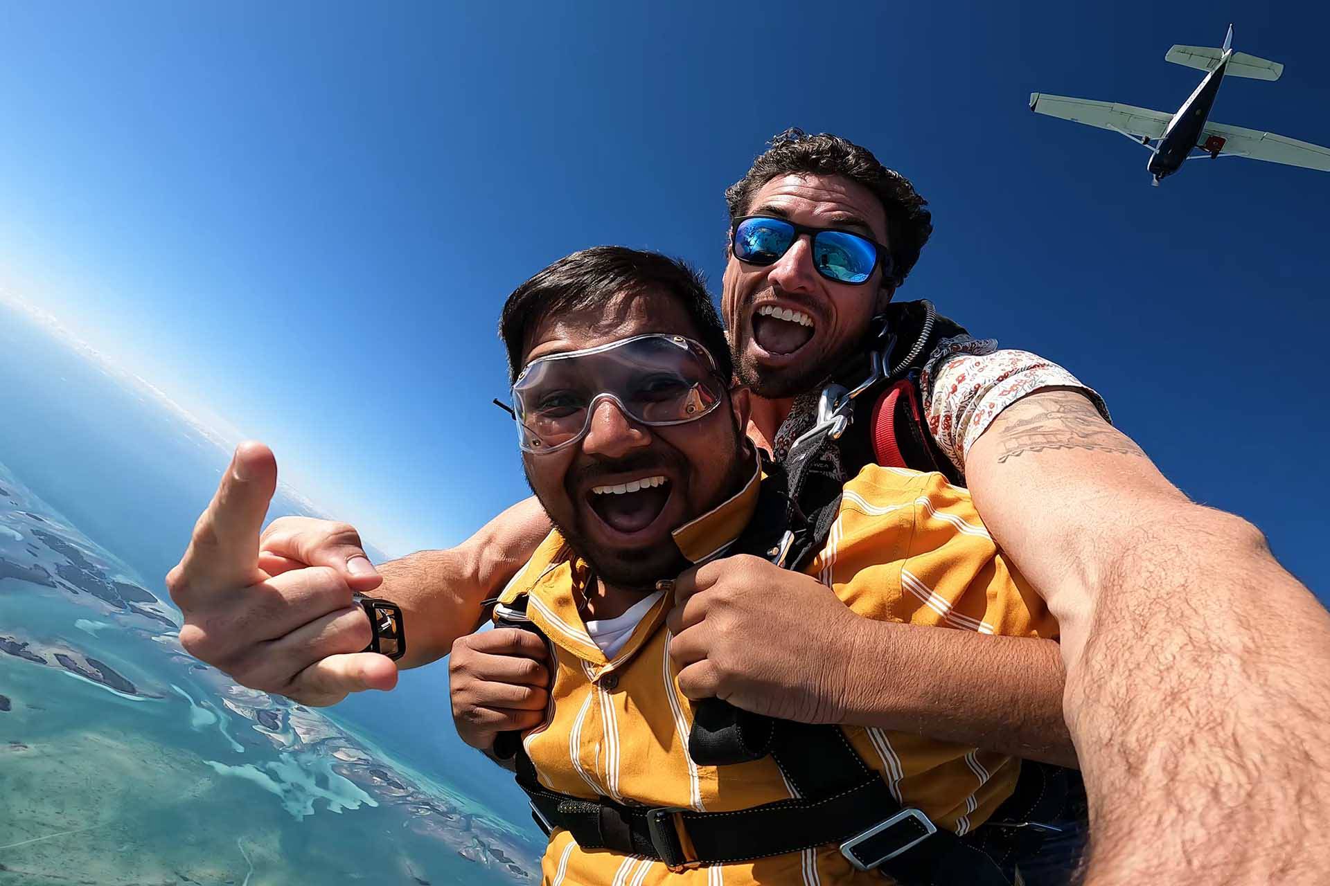 is there a weight limit for skydiving