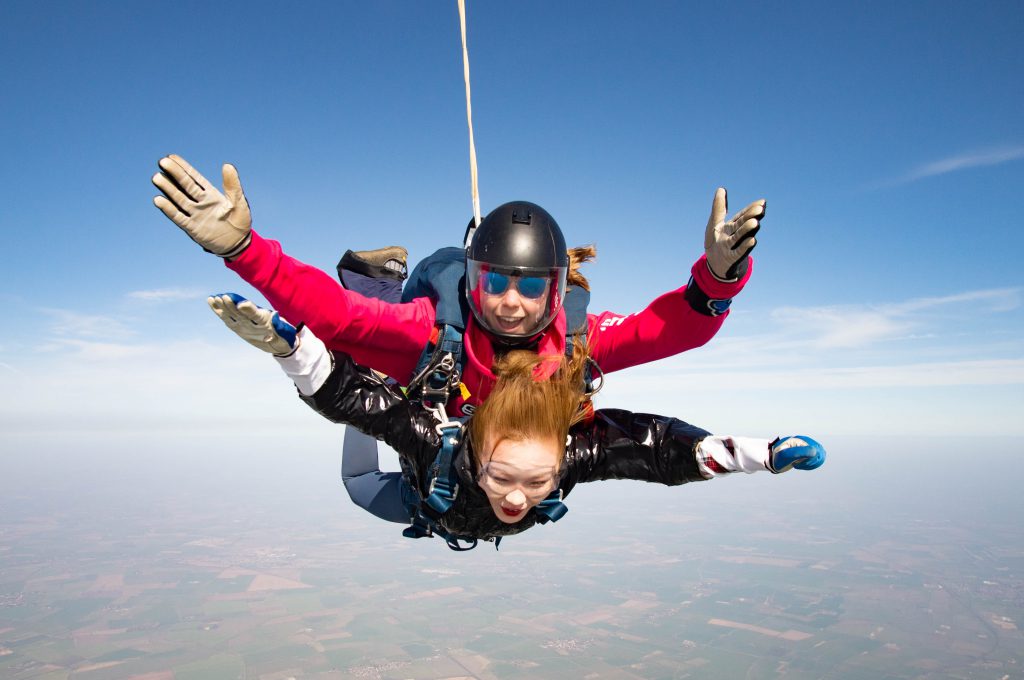 how long does skydiving last