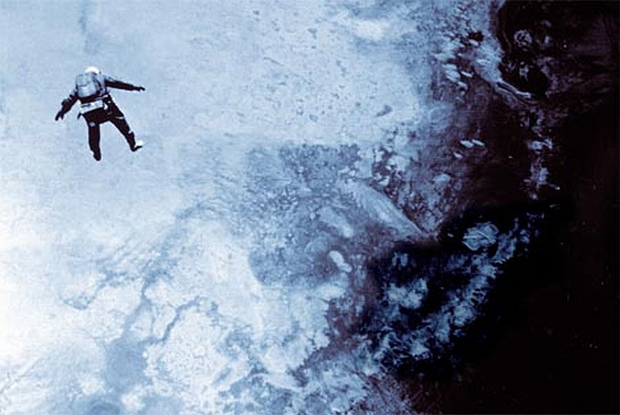 Comparison chart showing altitude records from Kittinger to Eustace