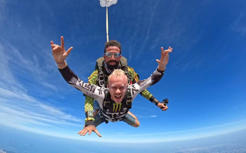 Skydiving in Pattaya vs. Dubai