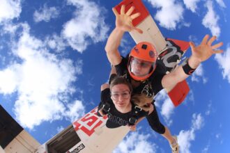 sky diving dubai cost