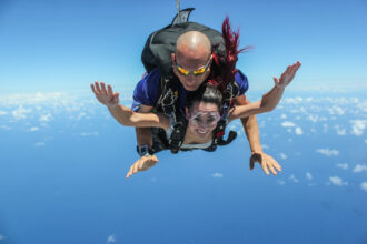 skydiving in hawaii beginner guide