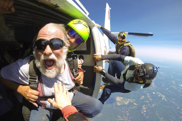 How Safe Is Tandem Skydiving