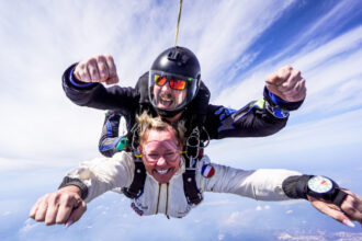 Skydiving equipment for beginners