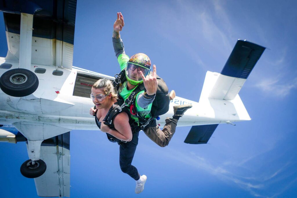 Who Should Choose Outdoor Skydiving