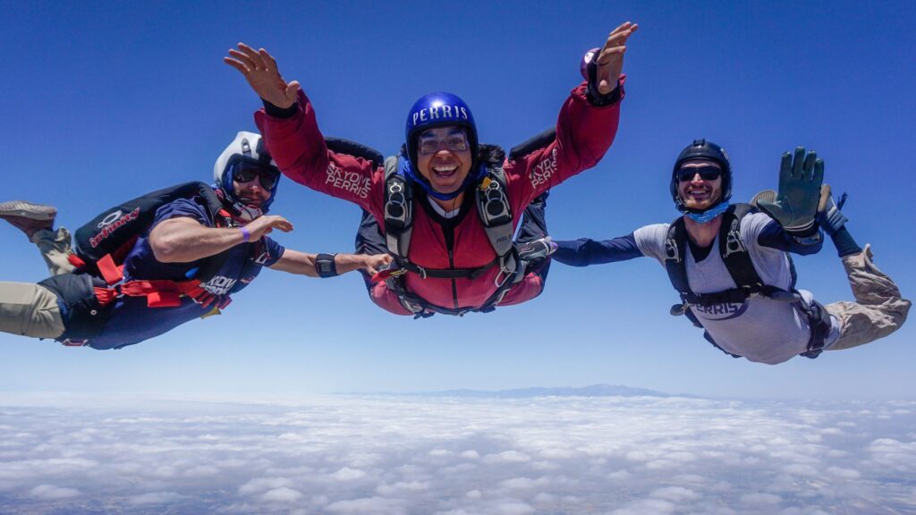 skydiving requirements safety training