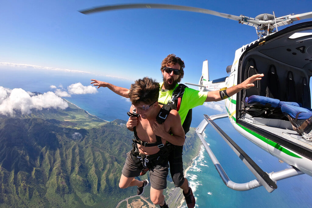North Shore, Oahu, Hawaii, United States — The Pacific from 14,000 Feet