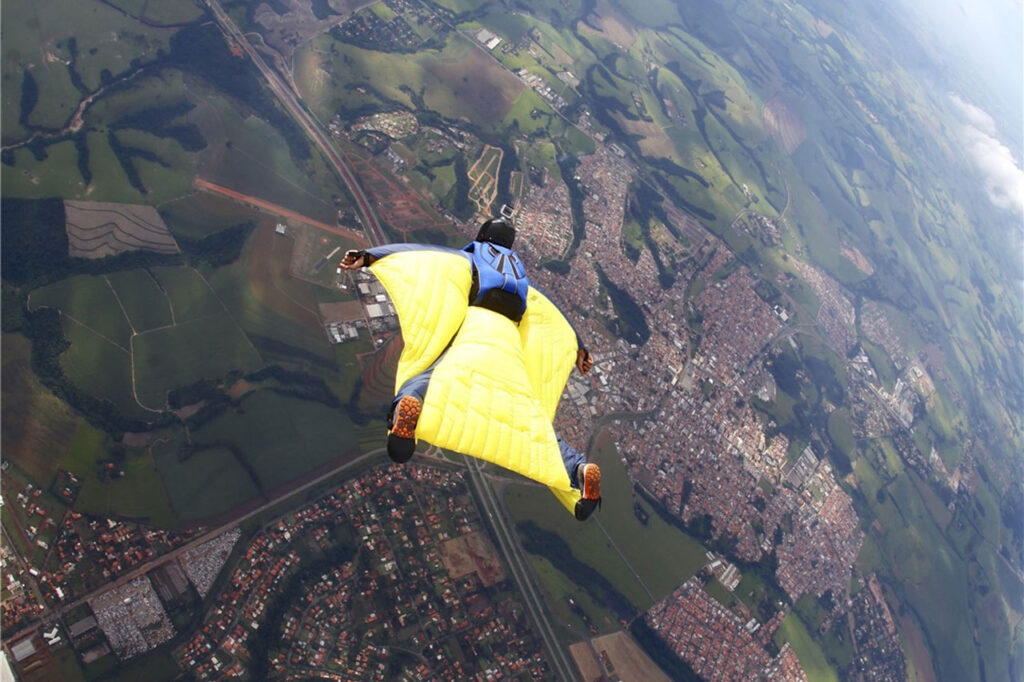 What Happens During a Wingsuit First Flight Course